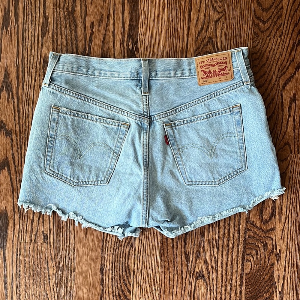 Levi’s 501 Jean Shorts sz 29